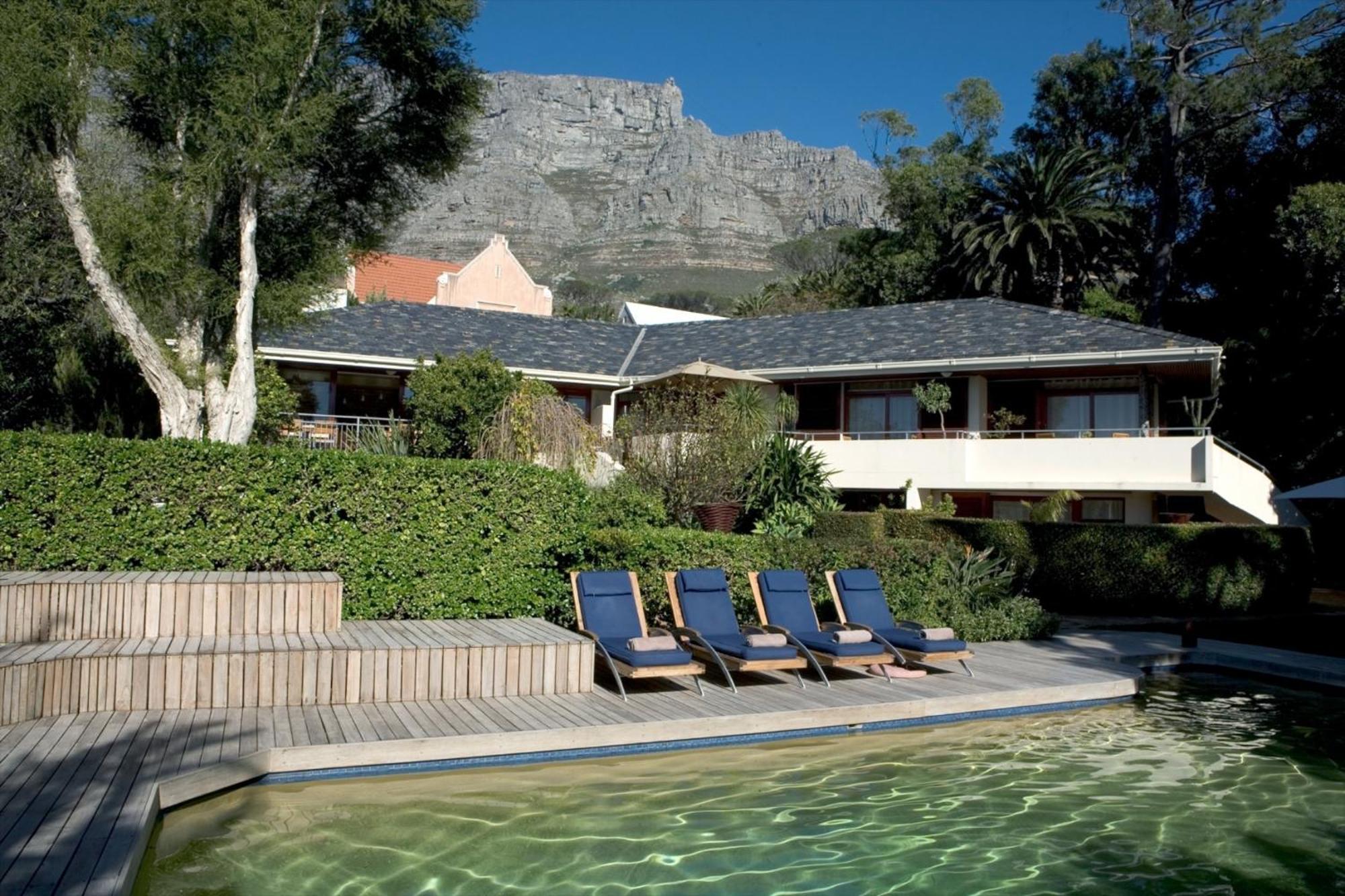 Lezard Bleu Guest House Kaapstad Buitenkant foto