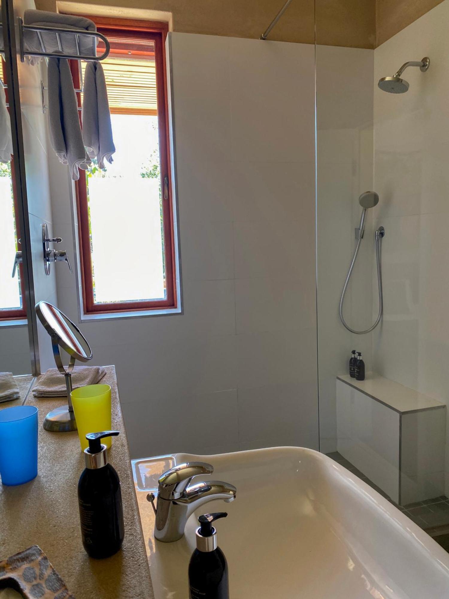 Lezard Bleu Guest House Kaapstad Buitenkant foto